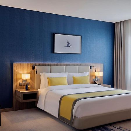 Hotel Voco Al Khobar By Ihg Exteriér fotografie A bedroom at the hotel