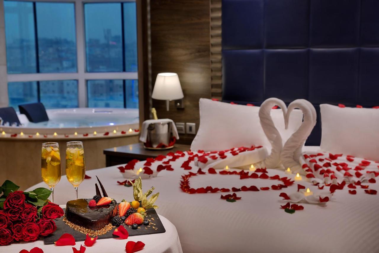 Hotel Voco Al Khobar By Ihg Exteriér fotografie A honeymoon suite